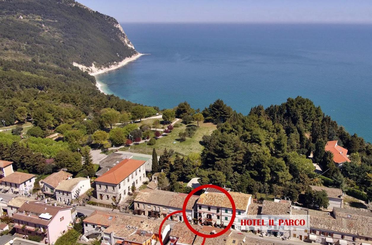 Hotel Il Parco Сіроло Екстер'єр фото